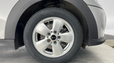 MINI Hatchback 1.5 Cooper Classic Premium 3dr Auto Petrol Hatchback